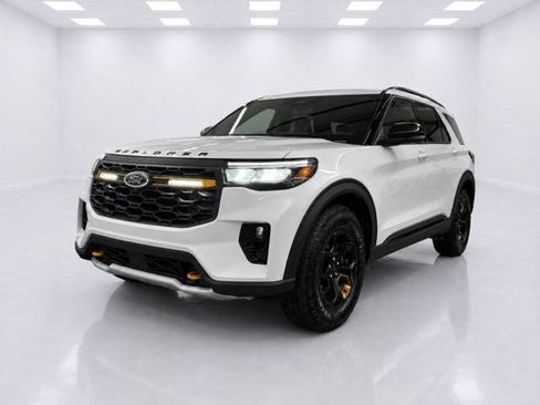 Used 2026 Ford Explorer Tremor w/ Tremor Ultimate Package AWD/4WD image 8