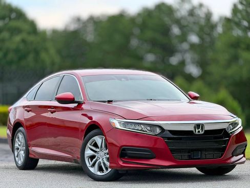 Used 2020 Honda Accord LX image 5
