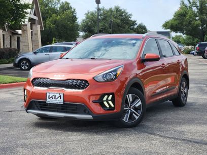 Used 2022 Kia Niro LXS