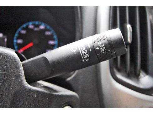 Used 2022 Chevrolet Colorado LT w/ Safety Package RWD image 17