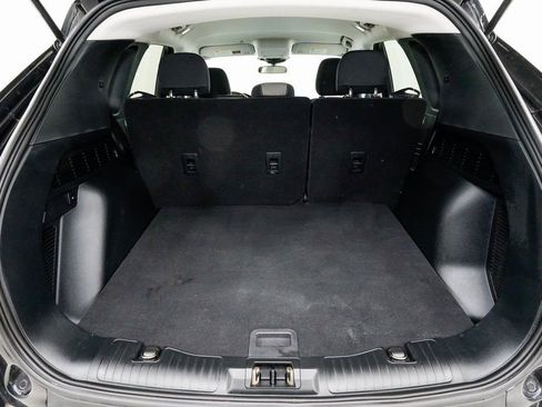 Used 2022 Ford Escape SE w/ SE Sport Appearance Package image 29