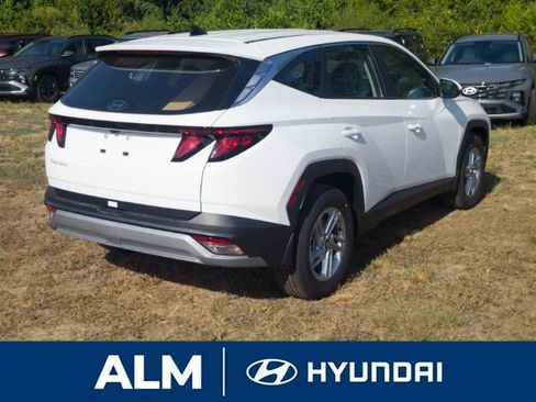 New 2026 Hyundai Tucson SE image 5