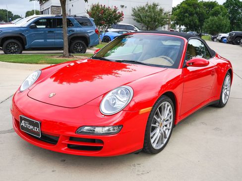 Used 2006 Porsche 911 Carrera 4 AWD/4WD image 9