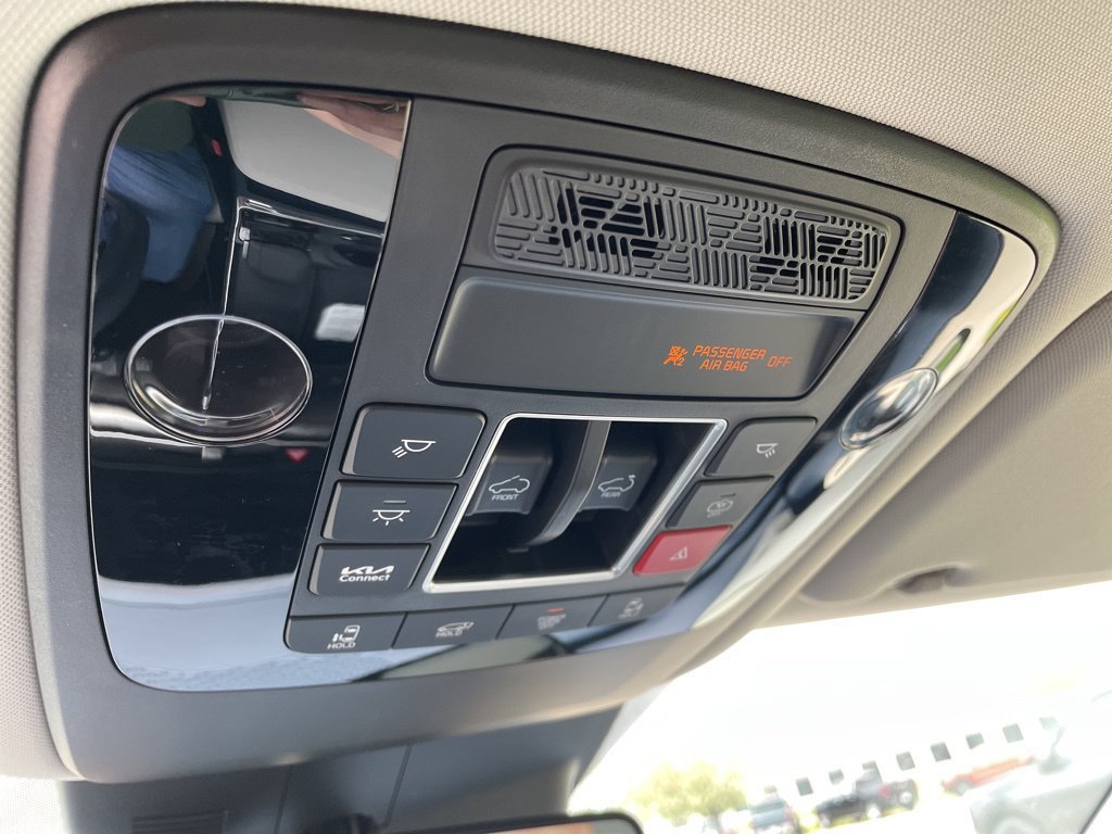New 2026 Kia Carnival SX w/ SX Dark Edition Package FWD image 20