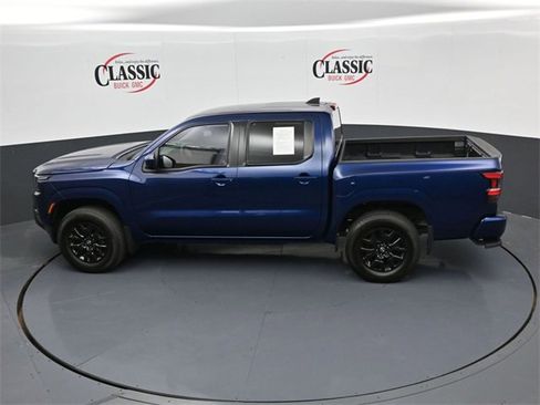 Used 2023 Nissan Frontier SV image 16