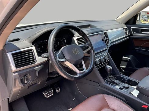 Used 2021 Volkswagen Atlas SEL Premium AWD/4WD image 16