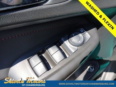 Used 2022 Chevrolet TrailBlazer RS w/ Sun and Liftgate Package image 28