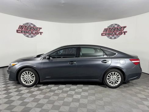 Used 2013 Toyota Avalon Limited image 4