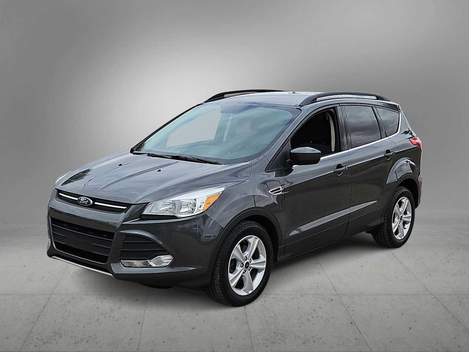 Used 2016 Ford Escape SE w/ Equipment Group 201A FWD image 4