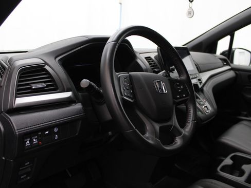 Used 2023 Honda Odyssey Sport image 10