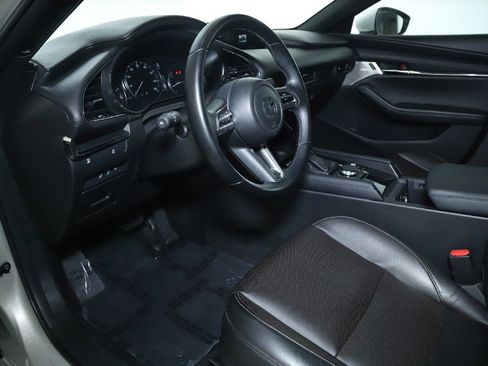Used 2022 MAZDA MAZDA3 s image 17