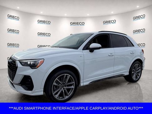 Used 2022 Audi Q3 2.0T Premium AWD/4WD image 3