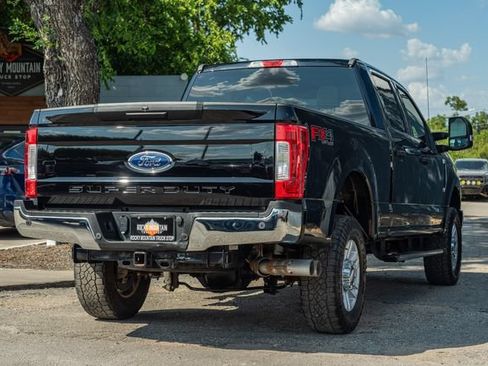 Used 2017 Ford F250 XLT w/ XLT Value Package AWD/4WD image 6