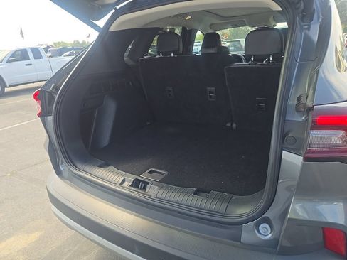Used 2025 Ford Escape Platinum AWD/4WD image 10