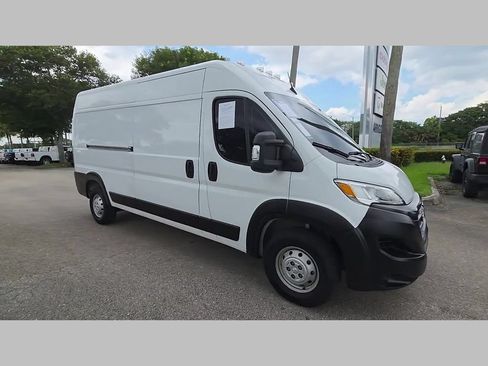 Used 2023 RAM ProMaster 2500 FWD image 32