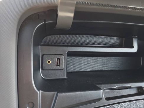 Used 2016 Chevrolet Sonic LT FWD image 18