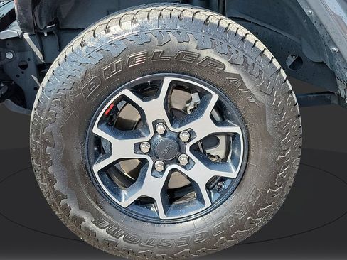 Used 2019 Jeep Wrangler Unlimited Rubicon AWD/4WD image 9