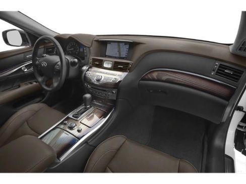 Used 2019 INFINITI Q70 L 3.7 w/ Sensory Package AWD/4WD image 18
