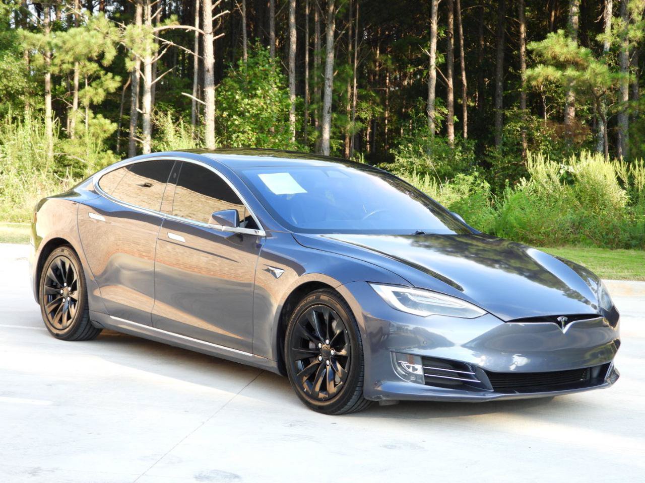 Used 2017 Tesla Model S 75D AWD/4WD image 36
