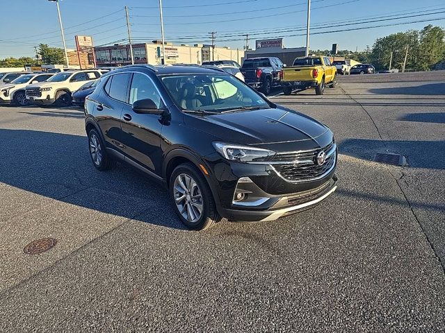 Used 2023 Buick Encore GX Essence w/ Experience Buick Package FWD image 4