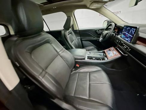 Used 2023 Lincoln Aviator Reserve w/ Equipment Group 201A AWD/4WD image 31