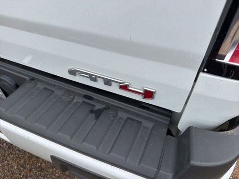 Used 2022 GMC Canyon AT4 w/ Trailering Package AWD/4WD image 7