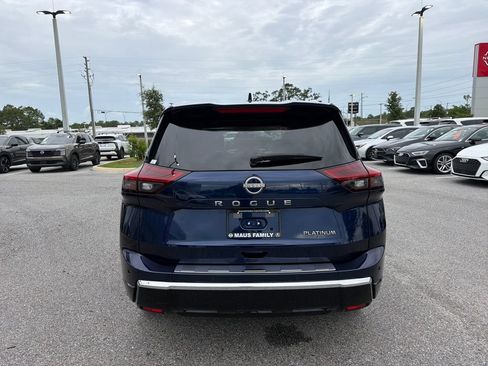 Used 2024 Nissan Rogue Platinum w/ Platinum Premium Package FWD image 6