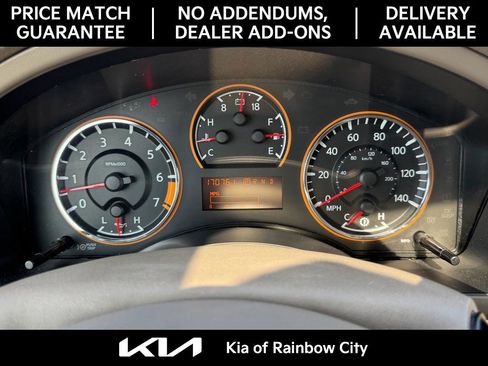 Used 2015 Nissan Armada Platinum w/ 2nd Row Captain Seat Package image 34