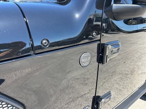 Certified 2025 Jeep Wrangler Sport AWD/4WD image 21