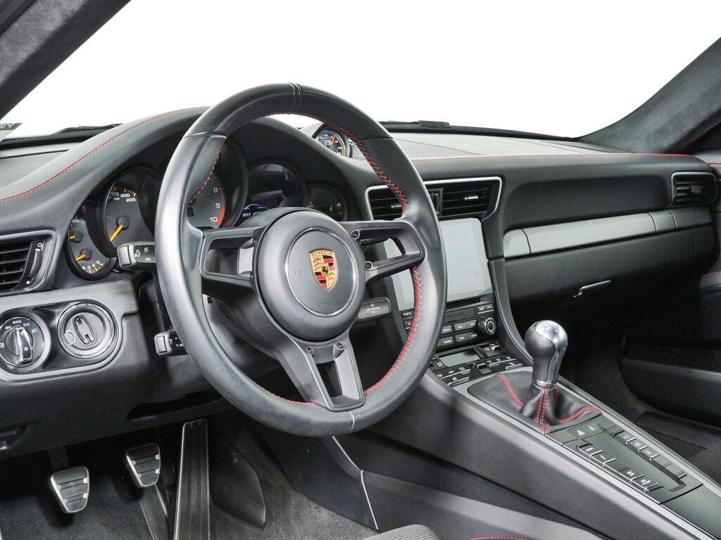 Certified 2018 Porsche 911 GT3 RWD image 4