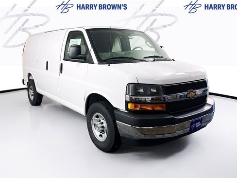 New 2026 Chevrolet Express 2500 w/ Driver Convenience Package RWD image 21