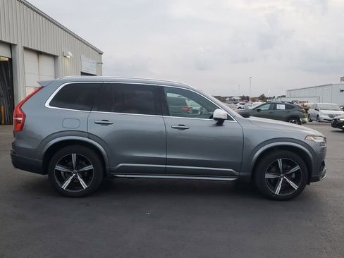 Used 2016 Volvo XC90 T6 R-Design w/ Vision Package image 8
