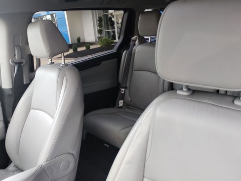 Used 2024 Honda Odyssey EX-L image 14