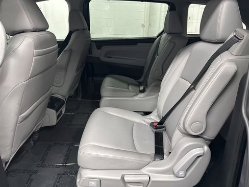 Used 2024 Honda Odyssey Touring image 38