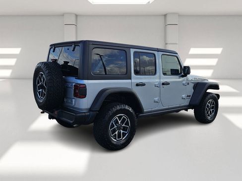 Certified 2024 Jeep Wrangler Unlimited Rubicon image 5
