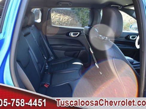 Used 2024 Jeep Compass Trailhawk image 12