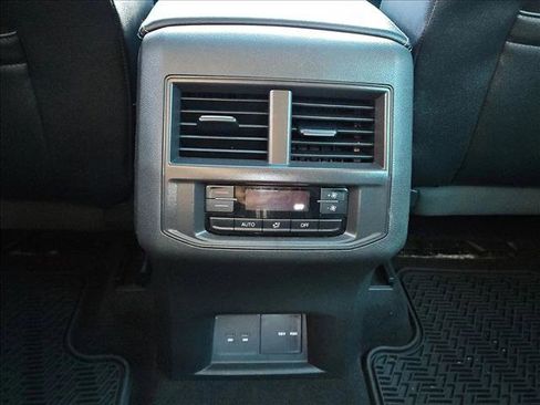 Used 2023 Volkswagen Atlas SEL R-Line image 18