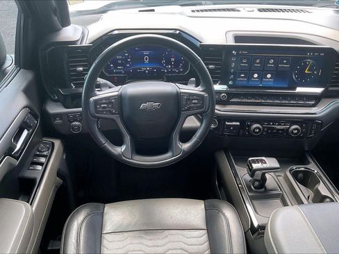 Used 2023 Chevrolet Silverado 1500 ZR2 AWD/4WD image 5