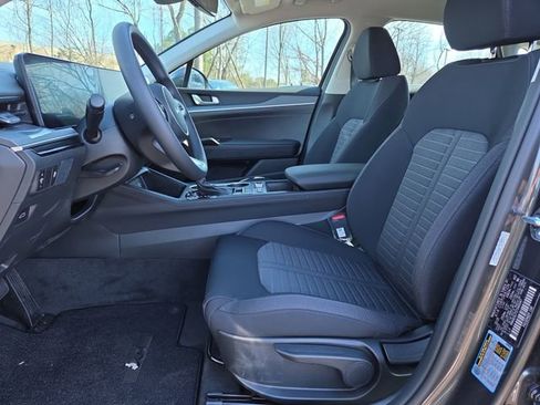 New 2026 Kia K5 LXS image 7