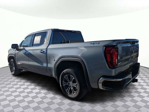 Used 2025 GMC Sierra 1500 SLT image 4