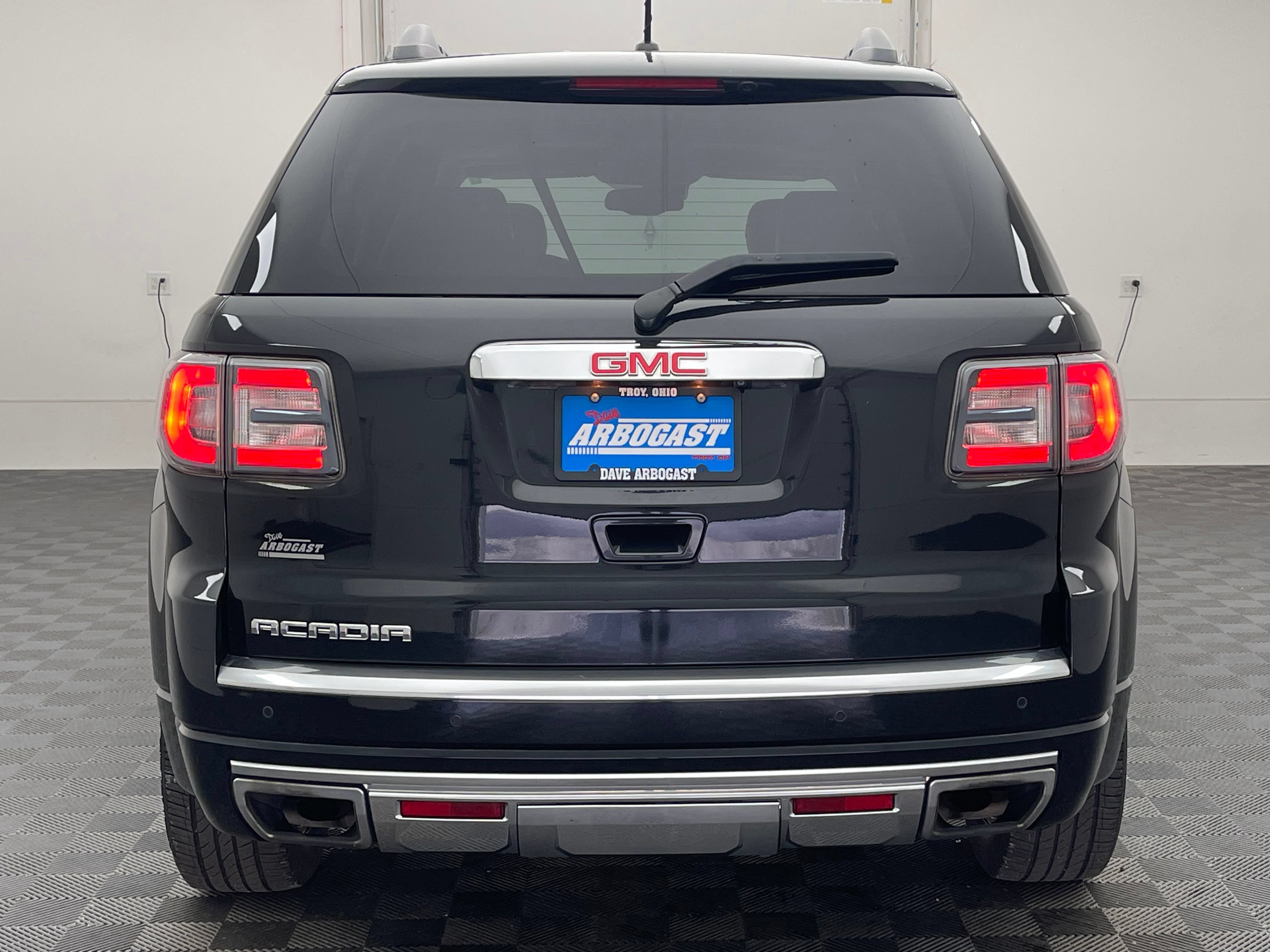 Used 2015 GMC Acadia Denali FWD image 9
