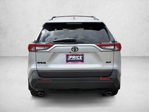 Used 2024 Toyota RAV4 XLE Premium FWD image 6
