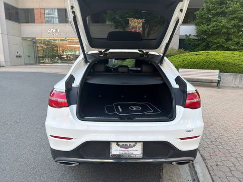 Used 2019 Mercedes-Benz GLC 300 4MATIC Coupe w/ AMG Line image 21
