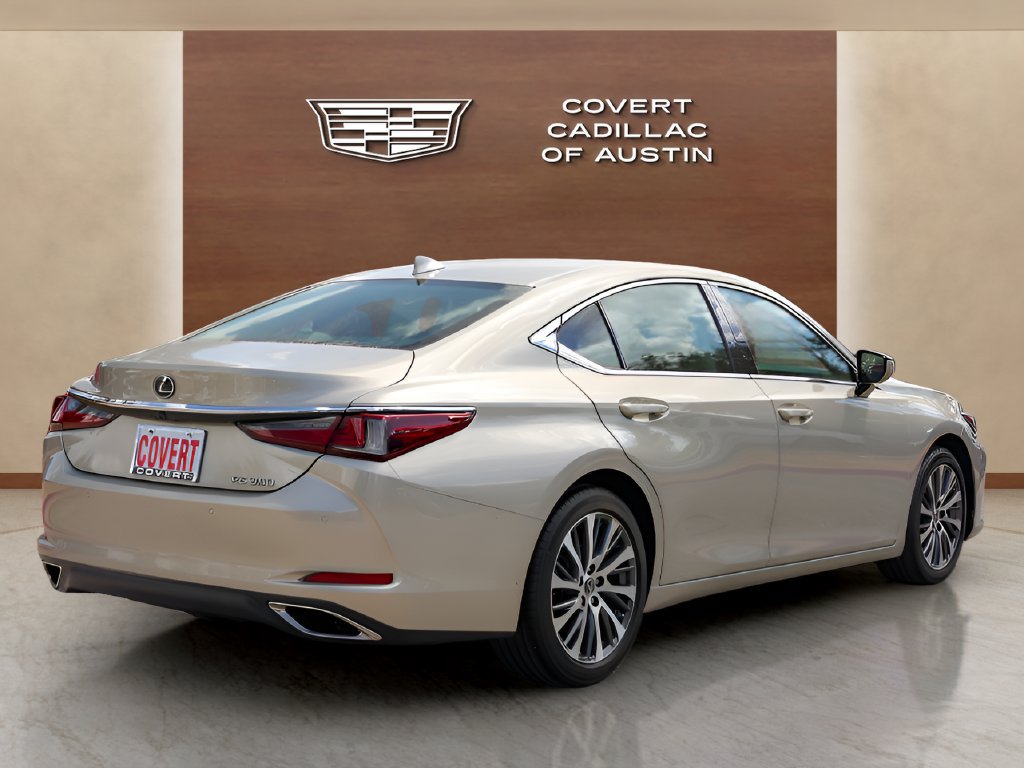Used 2019 Lexus ES 350 w/ Premium Package FWD image 4