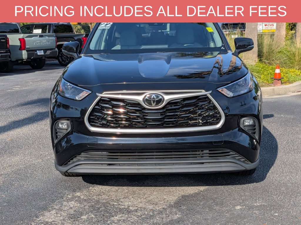 Used 2022 Toyota Highlander LE FWD image 10