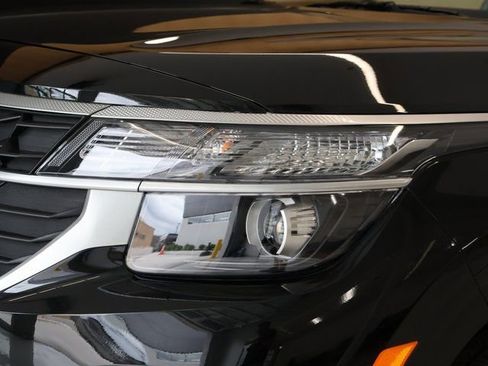 New 2026 Kia Seltos LX image 8