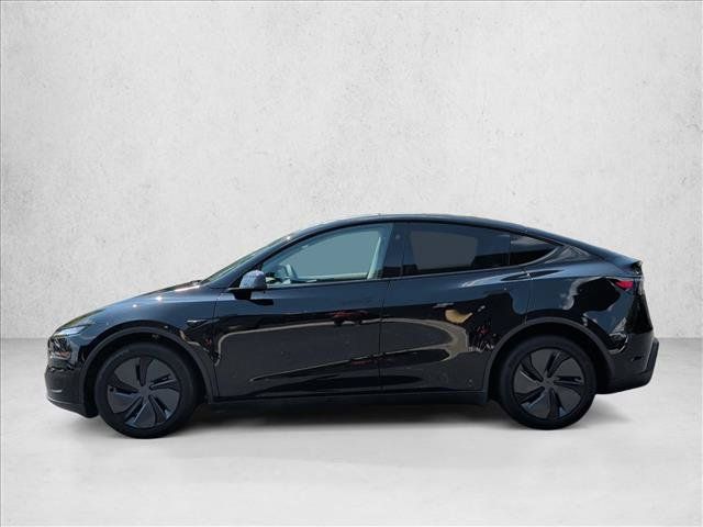 Used 2026 Tesla Model Y 2WD image 8