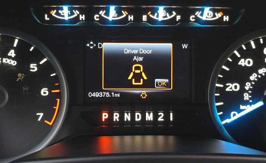 Used 2015 Ford F150 XLT w/ Equipment Group 301A Mid AWD/4WD image 14
