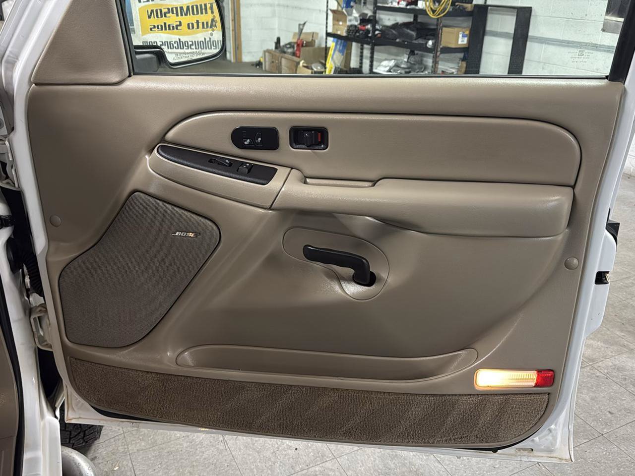 Used 2005 Chevrolet Silverado 2500 LT w/ Heavy-Duty Power Package AWD/4WD image 49