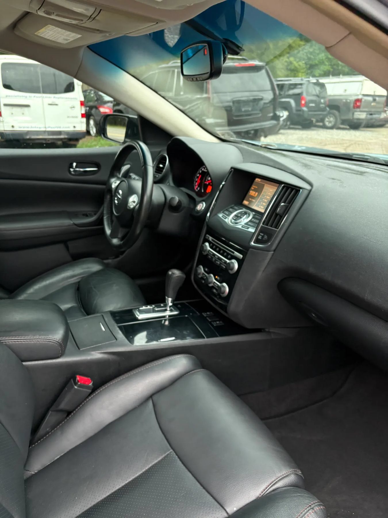 Used 2011 Nissan Maxima 3.5 SV w/ Monitor Pkg FWD image 40